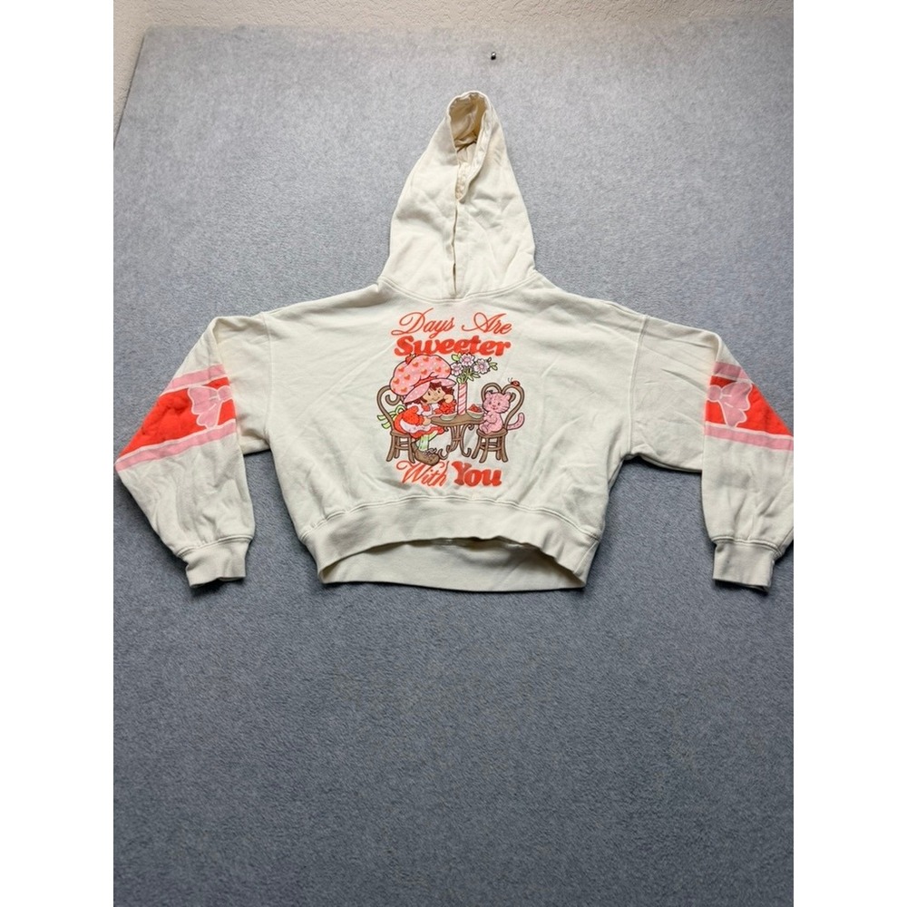 Strawberry Shortcake Graphic Hoodie Cream Cropped Pullover Y2K Aesthetic XXS